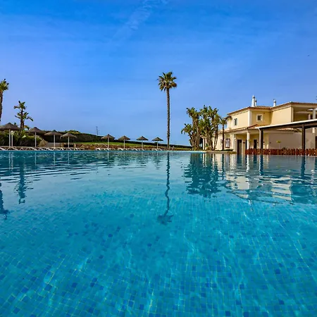 Отель Clube Porto Mos - Sunplace & 4*