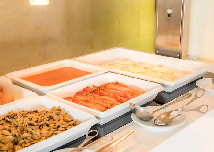 Clube Porto Mos - Sunplace & 4* ラゴス