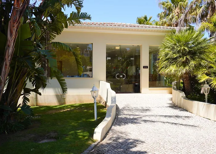 Clube Porto Mos - Sunplace & ラゴス