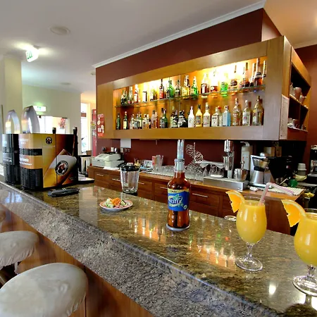 Clube Porto Mos - Sunplace & فندق لاغوس